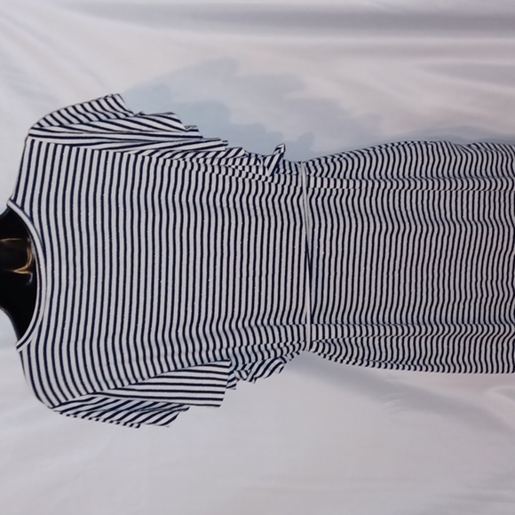 Tribal Jean's Women's cap sleeve black & white & silver stripes, Size Large - Picture 6 of 9